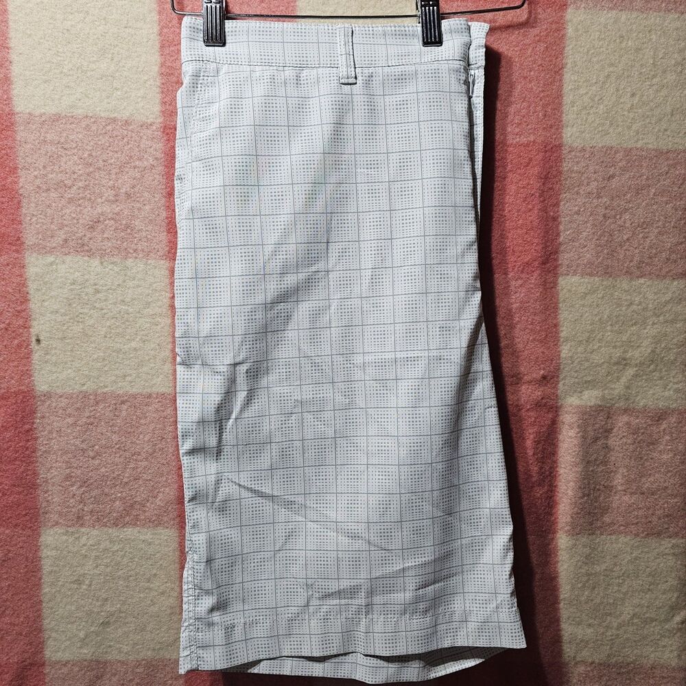 PGA TOUR Shorts Mens 36 White Golf Chino Flat Front Performance Pockets Casual